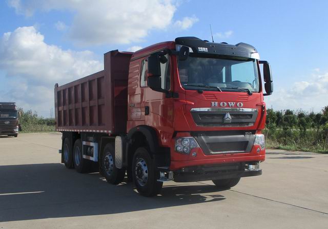 豪沃牌ZZ5317ZLJV236GF1自卸式垃圾车