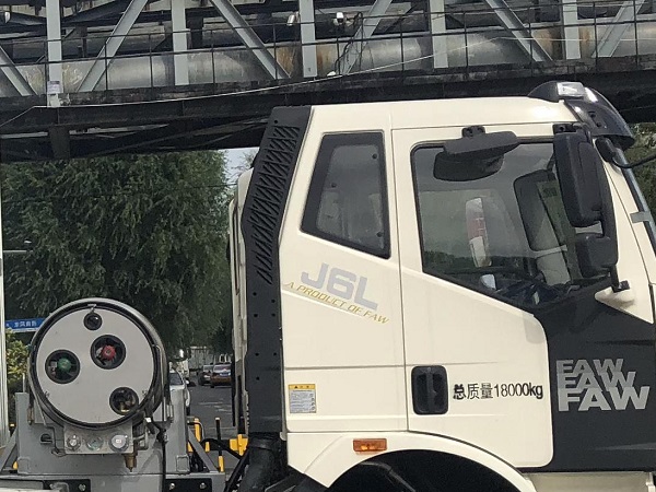 解放牌CA5180XXYP62L2A1E2M6Z廂式運輸車公告圖片