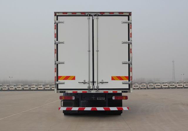 豪沃牌ZZ5327XLCN466GF1K冷藏車公告圖片