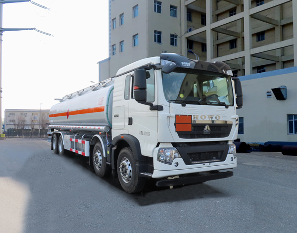 陆平机器牌LPC5320GYYZ6运油车