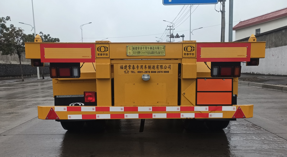 危险品罐箱骨架运输半挂车图片