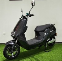 电动两轮轻便摩托车