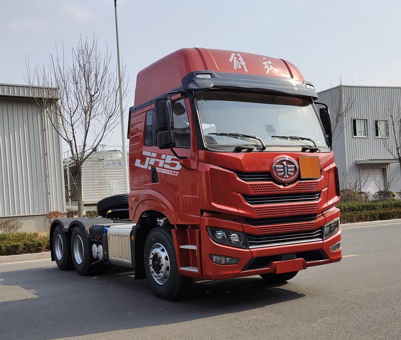 解放牌 400马力 危险品运输半挂牵引车(CA4255P1K15T1E6A80)