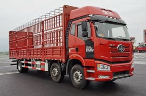 仓栅式运输车