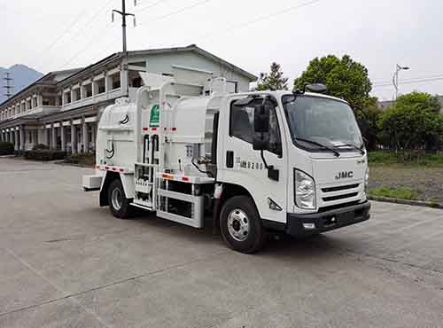 中汽牌ZQZ5080TCAJM6餐厨垃圾车