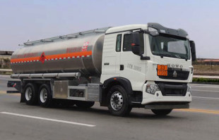 运油车
