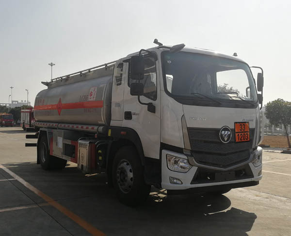 楚胜牌CSC5186GYYB6运油车