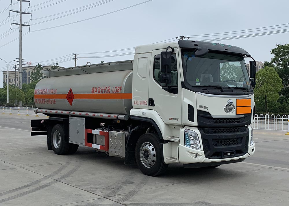 楚飞牌CLQ5180GYY6LZ运油车
