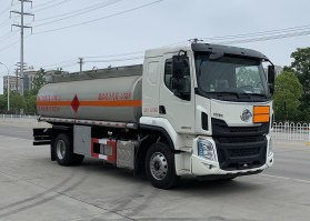 运油车