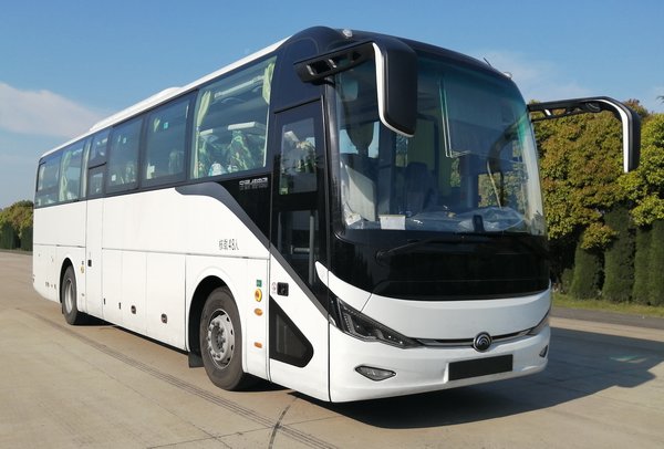 宇通牌11米24-52座纯电动客车(ZK6117BEVY35)
