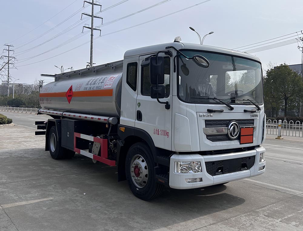 楚飞牌CLQ5180GYY6E运油车公告图片