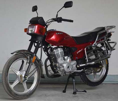 两轮摩托车