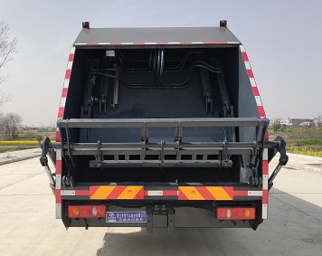 程力威牌CLW5180ZYS6WL壓縮式垃圾車公告圖片