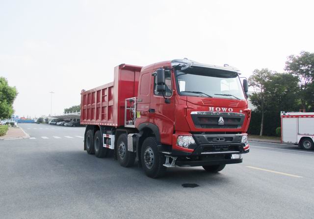 豪沃牌ZZ5317ZLJV286HF1L自卸式垃圾车