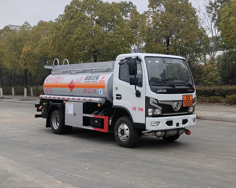 专威牌HTW5075GJYEQ6加油车