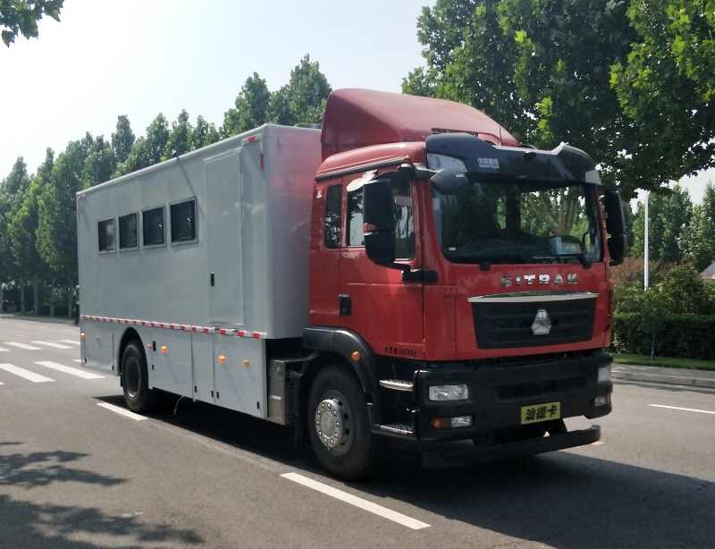 ZK5189XLYD61 宇通牌淋浴车图片