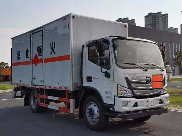 楚胜牌CSC5128XRQB6易燃气体厢式运输车