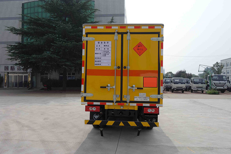 紅宇牌HYJ5040XQY-BJ爆破器材運輸車公告圖片