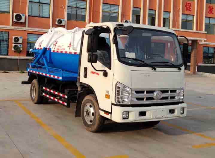 祥农达牌SGW5076GXWF吸污车