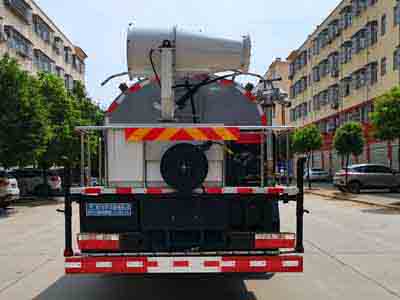 程力威牌CLW5180TDY6多功能抑塵車公告圖片