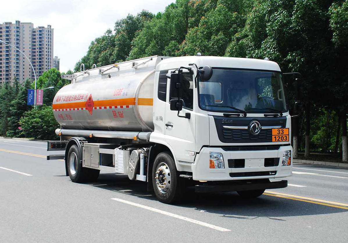 齐星牌QXC5180GYYB1铝合金运油车