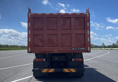 CA3250P66K25L3T1E6 解放牌564马力后双桥,后八轮柴油7米国六平头柴油自卸汽车图片
