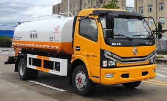 洒水车