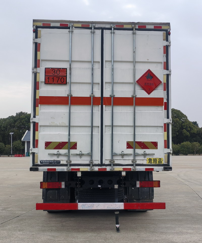 東風(fēng)牌DFH5320XRYEX易燃液體廂式運輸車公告圖片