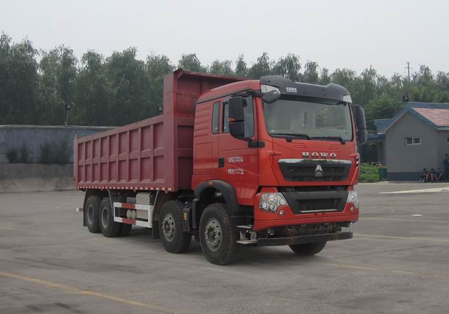 豪沃牌ZZ5317ZLJV356GF1B自卸式垃圾车