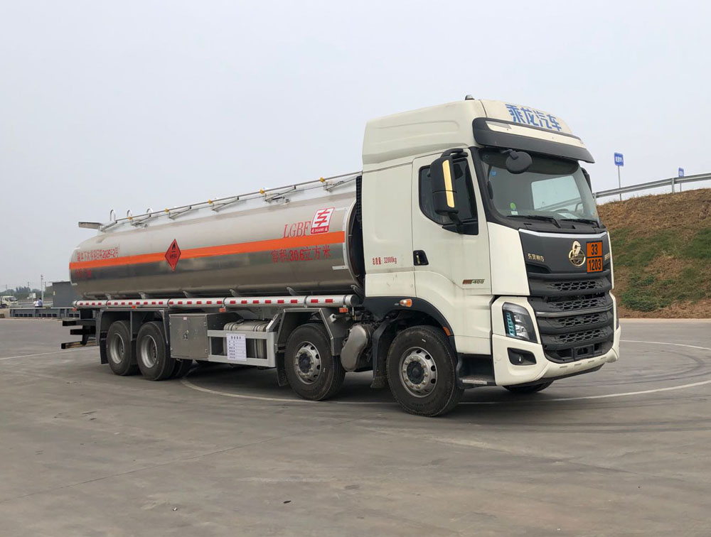 专威牌HTW5327GYYLZQ6铝合金运油车