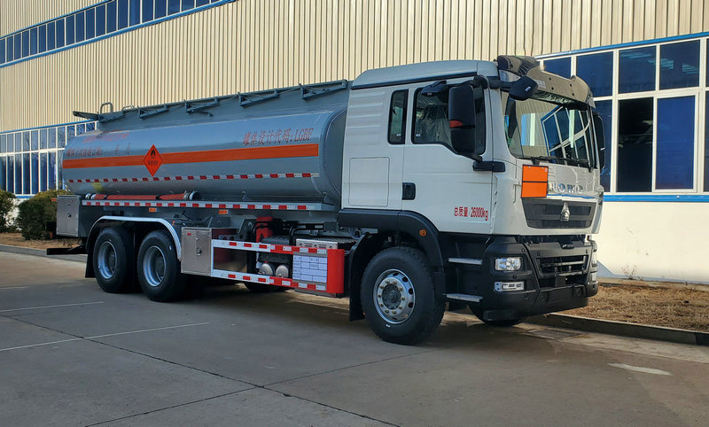 岱阳牌TAG5265GRYZZ易燃液体罐式运输车