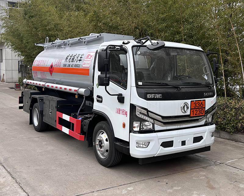 楚飞牌CLQ5120GRY6E易燃液体罐式运输车