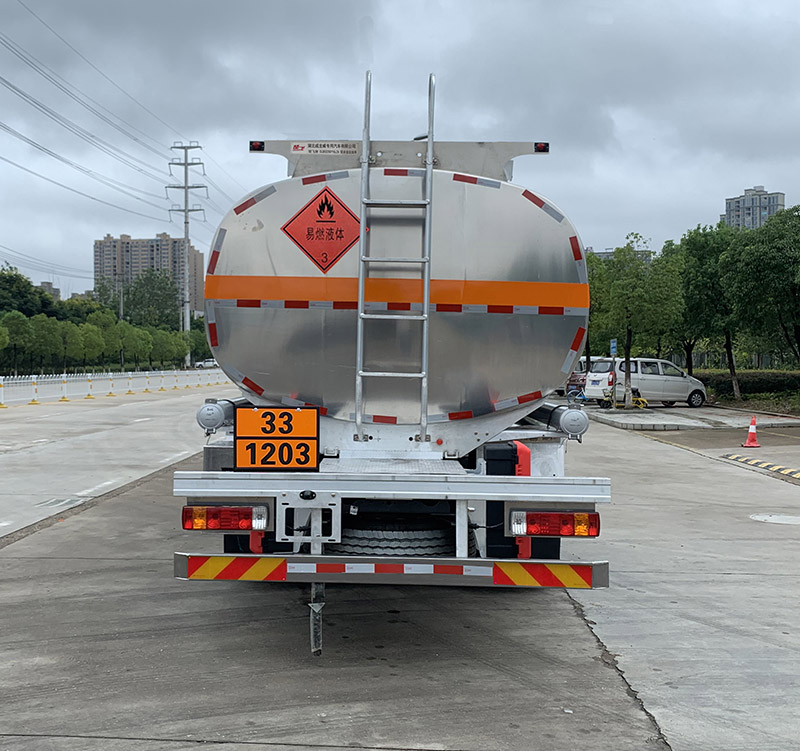 楚飛牌CLQ5320GYY6LZA鋁合金運(yùn)油車(chē)公告圖片