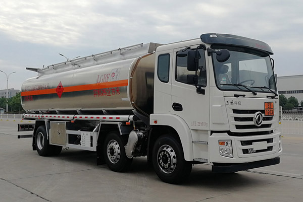 楚胜牌CSC5268GYYLES6铝合金运油车