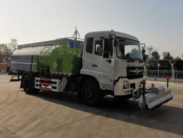 清洗车