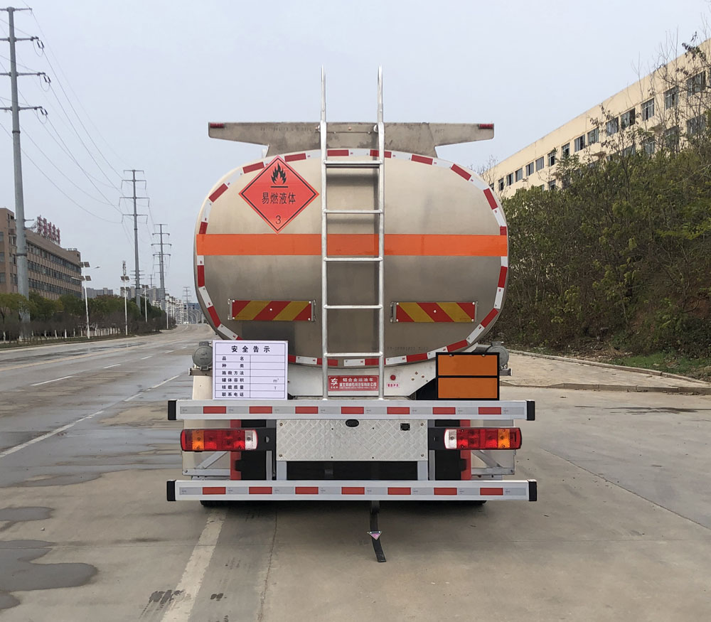 專威牌HTW5260GYYLCAC6鋁合金運油車公告圖片