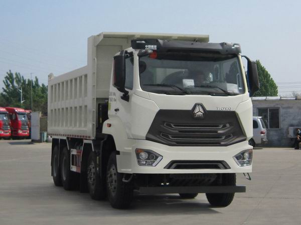 豪沃牌 404马力 自卸汽车(ZZ3317V326JF1)