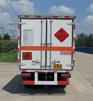順風智造牌SFZ5045XRQE6易燃氣體廂式運輸車公告圖片