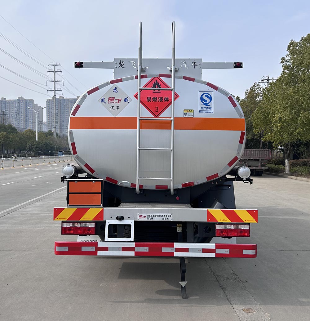 楚飛牌CLQ5180GJY6E加油車公告圖片