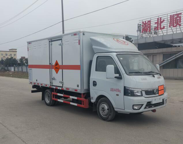 爆破器材运输车图片