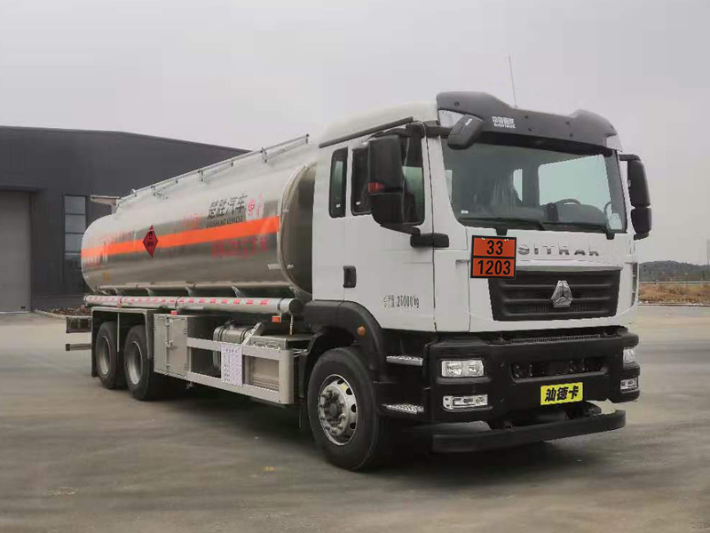 楚胜牌CSC5266GYYLZK6铝合金运油车
