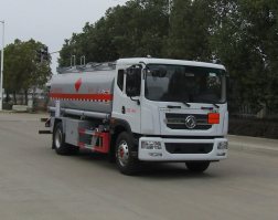 运油车