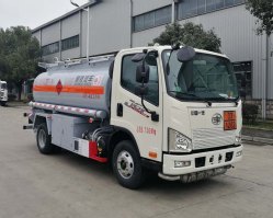 加油车