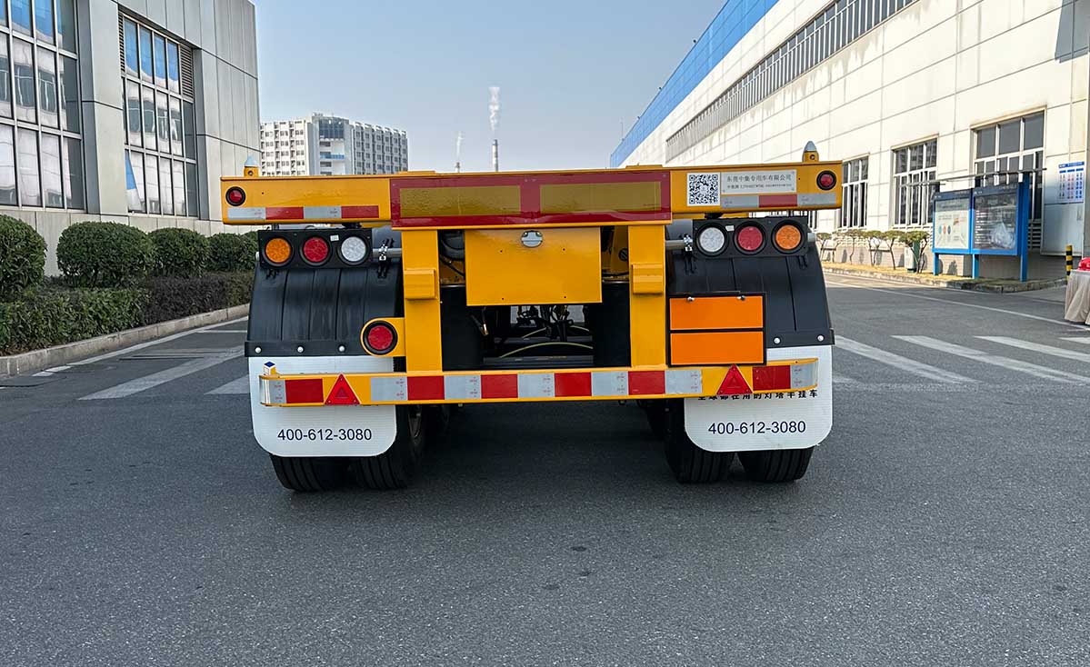 中集牌ZJV9402TWYDG危险品罐箱骨架运输半挂车公告图片