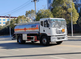 运油车