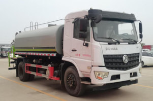 绿化喷洒车