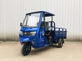 正三轮摩托车