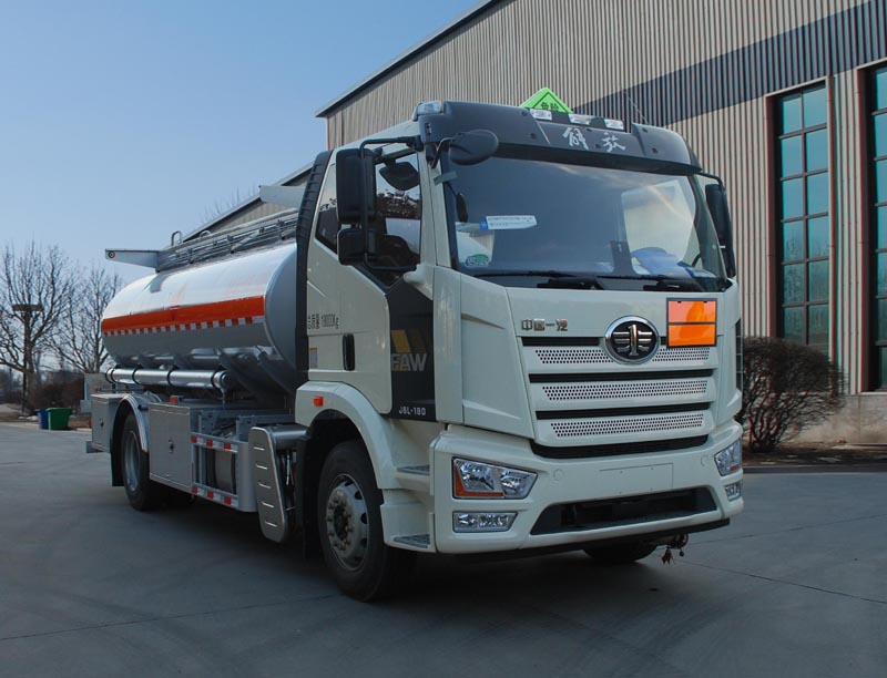 金碧牌PJQ5180GJYC6加油车