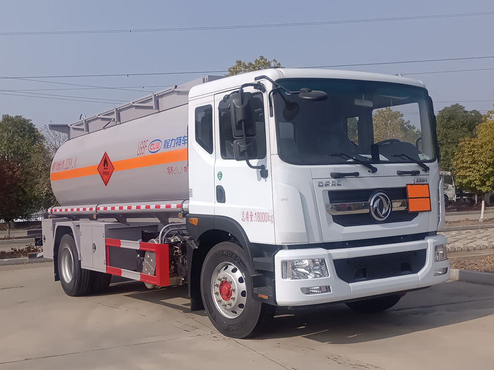 CL5180GRY6型易燃液体罐式运输车图片