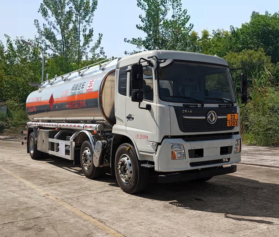 专威牌HTW5262GYYLDC6铝合金运油车